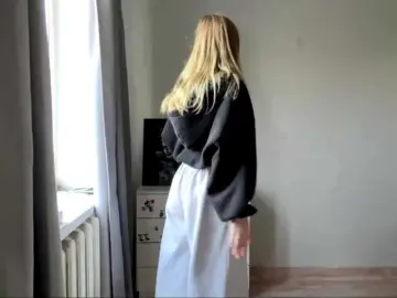 PinkPetal  live sex cam