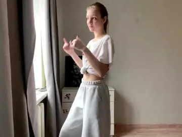 PinkPetal  live sex cam