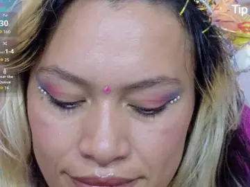Alonddra-tay  live sex cam