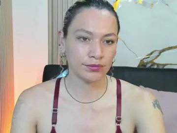 Alonddra-tay  live sex cam
