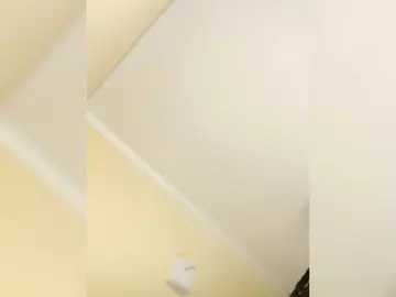 Chloe--1a  live sex cam