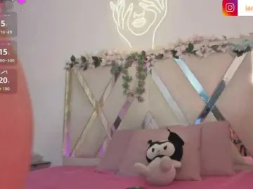 Hina-tay  live sex cam