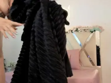 Hina-tay  live sex cam