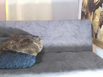 Issi-belle  live sex cam