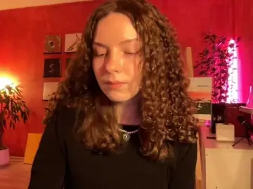 Karinkamia  live sex cam