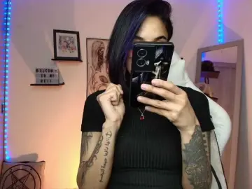 Luciferdevil1  live sex cam