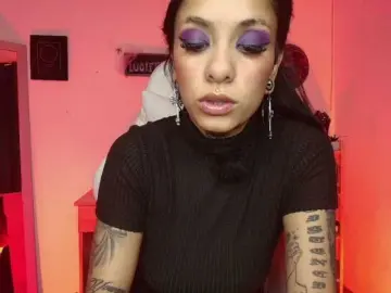 Luciferdevil1  live sex cam