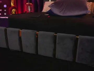 EmpressDesire  live sex cam