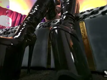 EmpressDesire  live sex cam