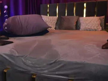 EmpressDesire  live sex cam