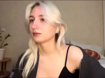 LaquandaPeth  live sex cam