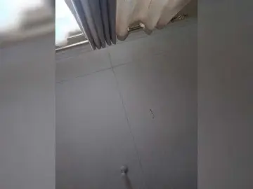 Sexy-buttress  live sex cam