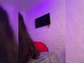 Sweetkira25  live sex cam