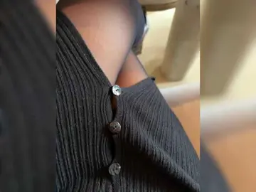 Sweetkira25  live sex cam