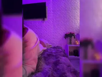 Sweetkira25  live sex cam