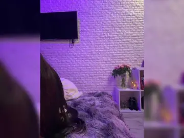 Sweetkira25  live sex cam