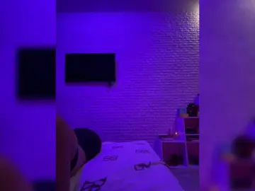 Sweetkira25  live sex cam