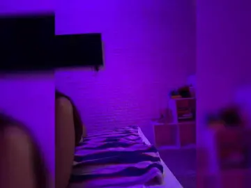 Sweetkira25  live sex cam