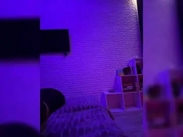 Sweetkira25  live sex cam