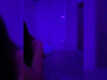 Sweetkira25  live sex cam
