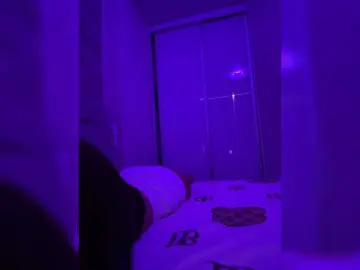 Sweetkira25  live sex cam