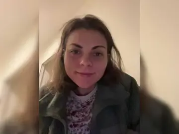 AhataV  live sex cam