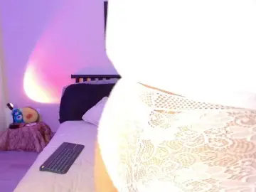 AlexaHart  live sex cam