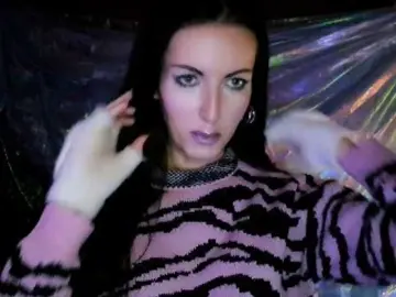 DizaKitty  live sex cam