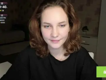 MaxieDungy  live sex cam