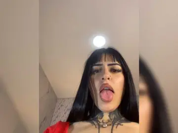 Bloom-cherryx  live sex cam