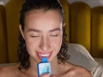 Linkinsweet  live sex cam