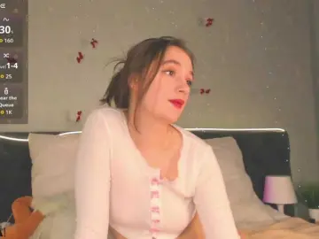 Amy-Desiree  live sex cam