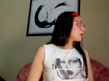 Julisinangel  live sex cam