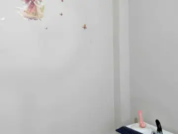 Julisinangel  live sex cam