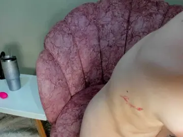 Julisinangel  live sex cam