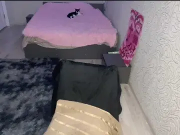 LaniMcgranahan  live sex cam