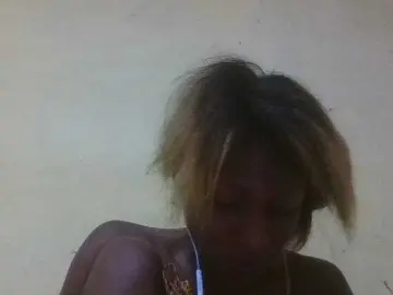 Maevah  live sex cam