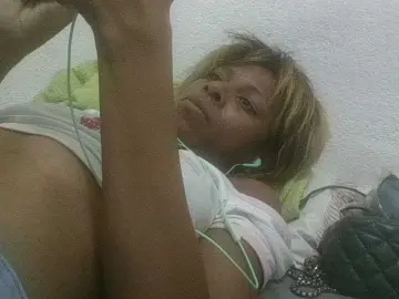 Maevah  live sex cam