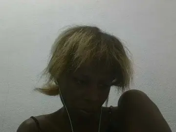 Maevah  live sex cam