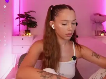 MaybeBabeTV  live sex cam