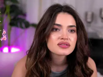 SweetAuraaa  live sex cam