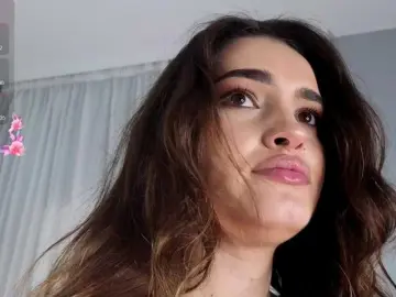 SweetAuraaa  live sex cam
