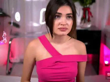 SweetAuraaa  live sex cam