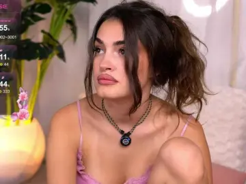 SweetAuraaa  live sex cam