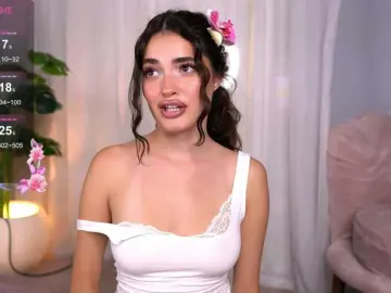 SweetAuraaa  live sex cam