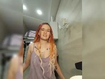 Velvet-and-Venom  live sex cam