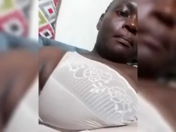 Veronebae  live sex cam