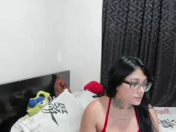 Katy-bello  live sex cam