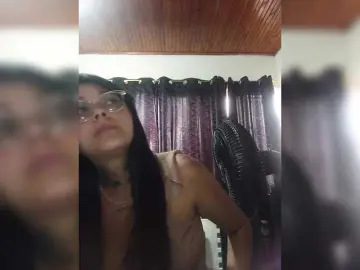 Katy-bello  live sex cam