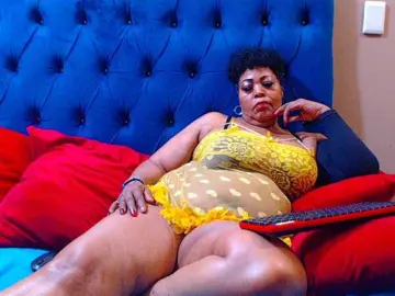 Ebonycandy10  live sex cam